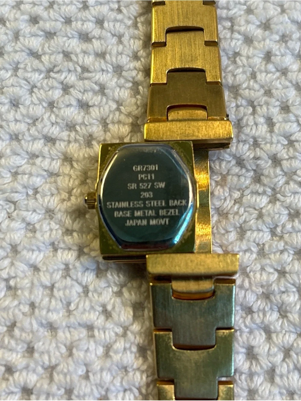 Vintage Gruen Gold Toned Peekaboo GR7301 Ladies Watch Japan Movement